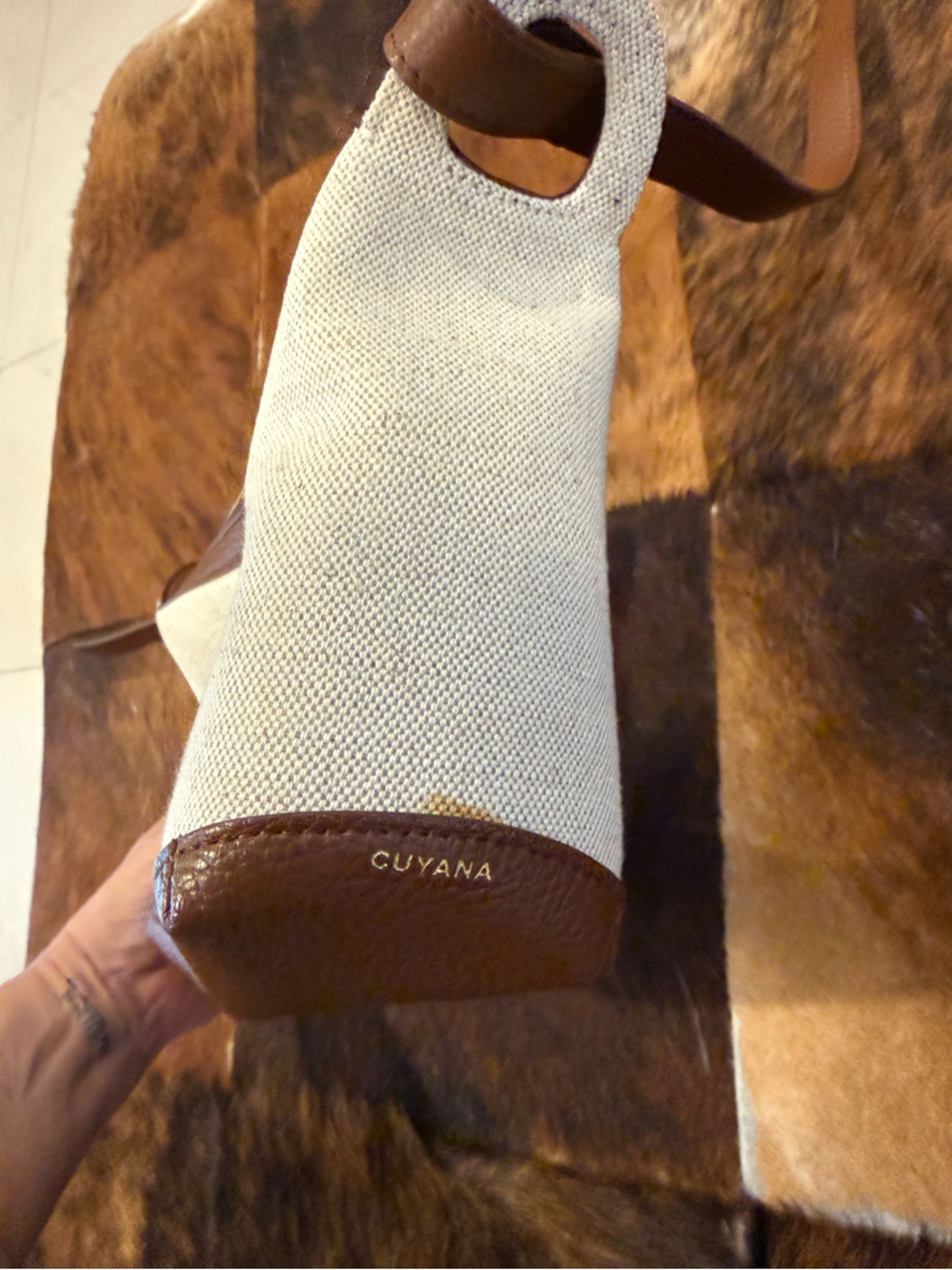 Cuyana Mini Paloma Linen Crossbody - Picture 5 of 9